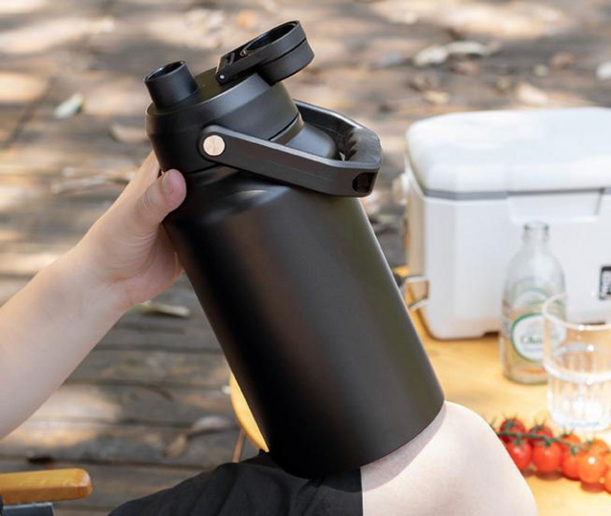 Ice storage bucket Image 4